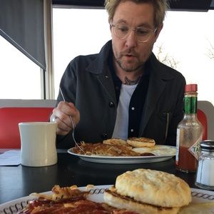 Meet your Posher, Bradley